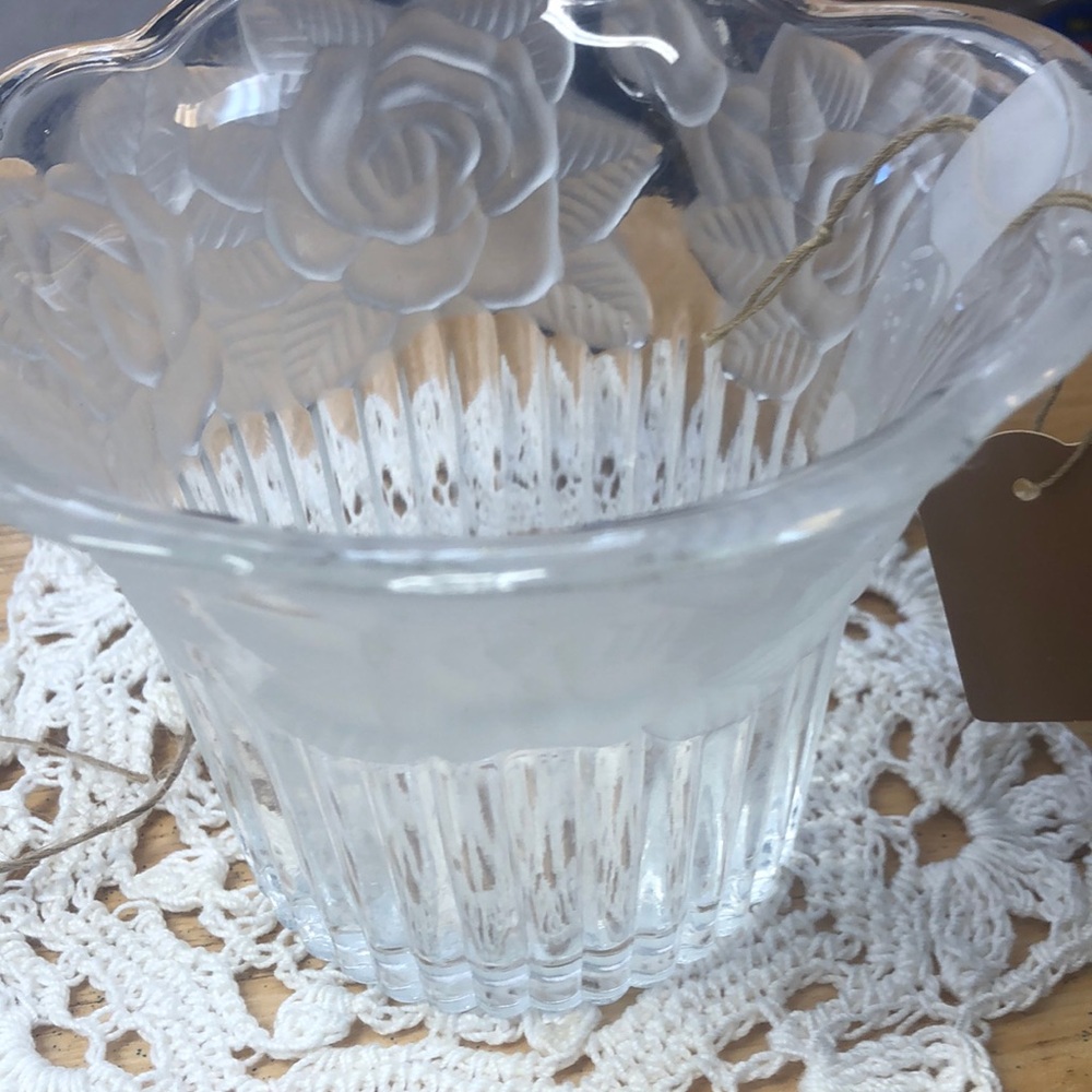 Elegant Glass Candle Holder with Floral Design frosted rose Milkasa crystal